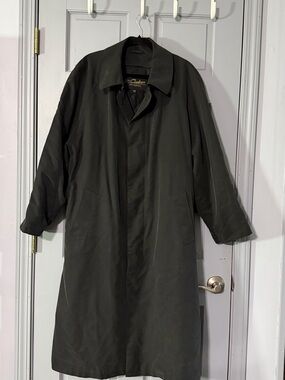 Vintage Long Trench Coat in black womens size medium or men’s size small see msm